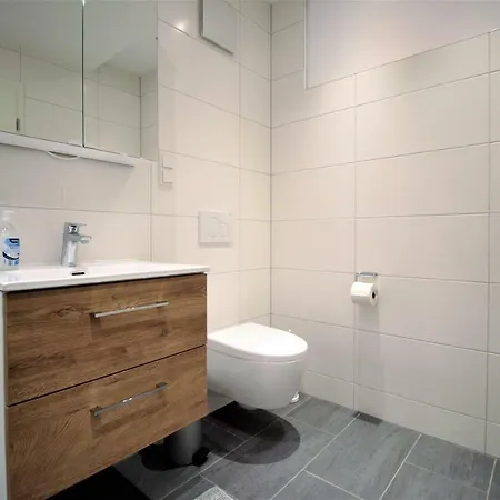 High-quality Near - Parking Space Apartment