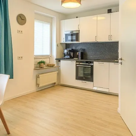 High-quality Near - Parking Space Apartment Wurzburg